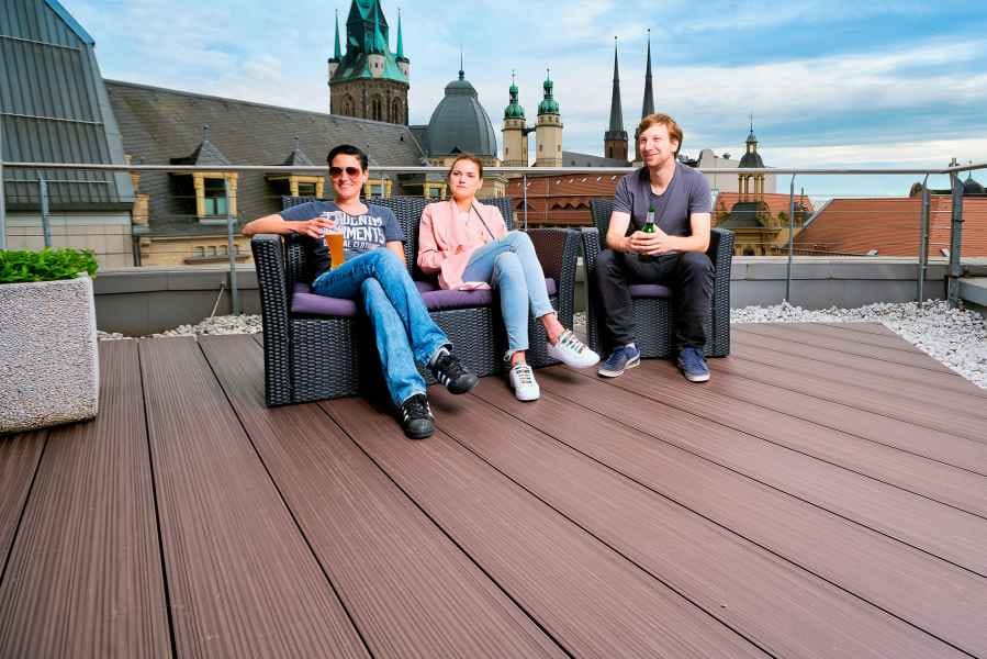 DYNUM roof terrace on top of the Funkhaus Halle (manufacturer photo)