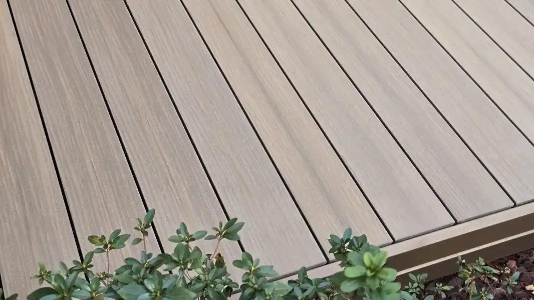LIGNUM board close-up (manufacturer photo)