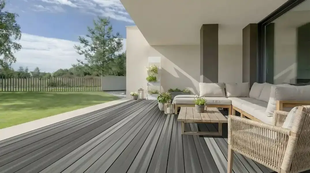SIGNUM Malui grey deck (manufacturer photo)