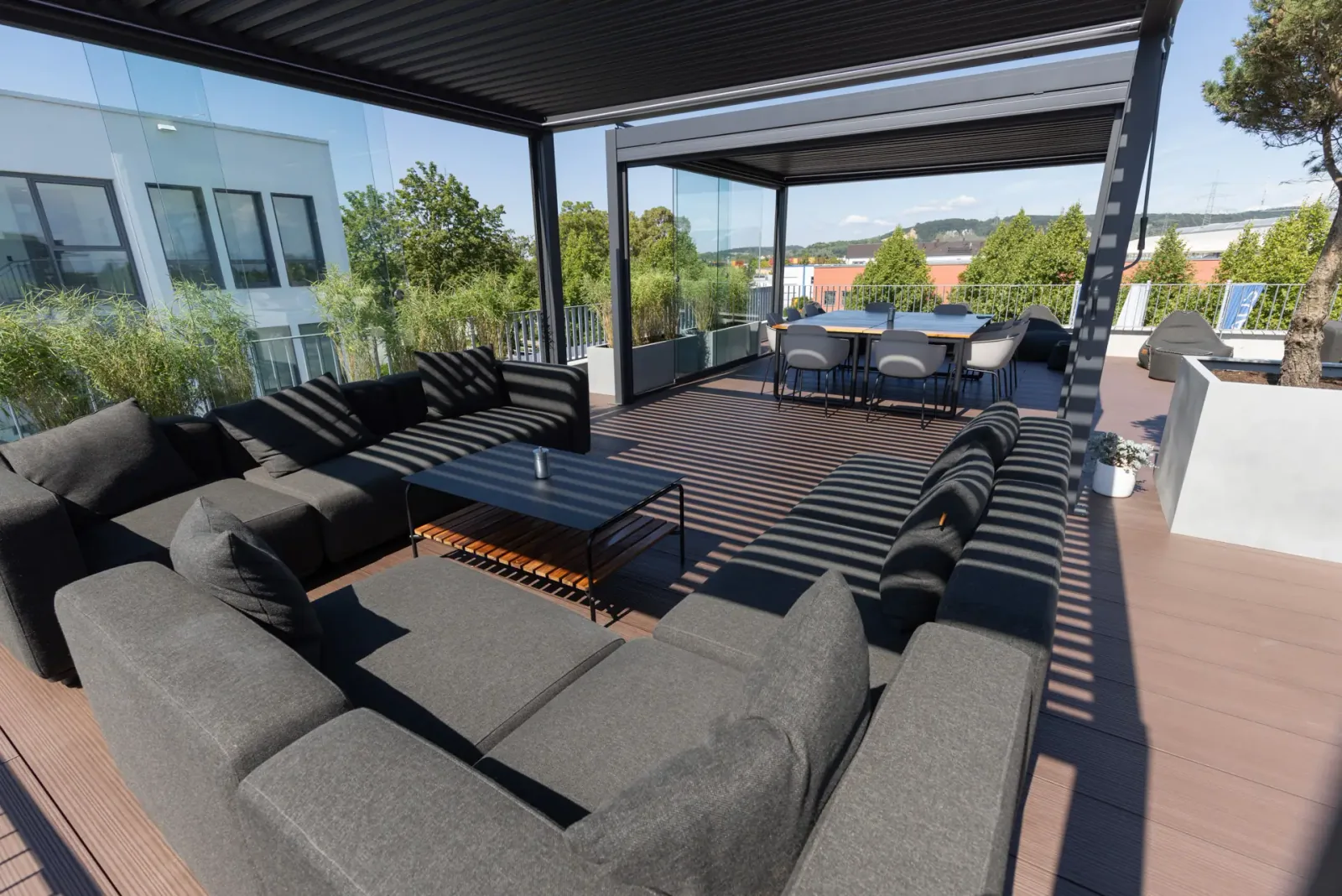 megawood DYNUM roof terrace with a view (manufacturer photo)